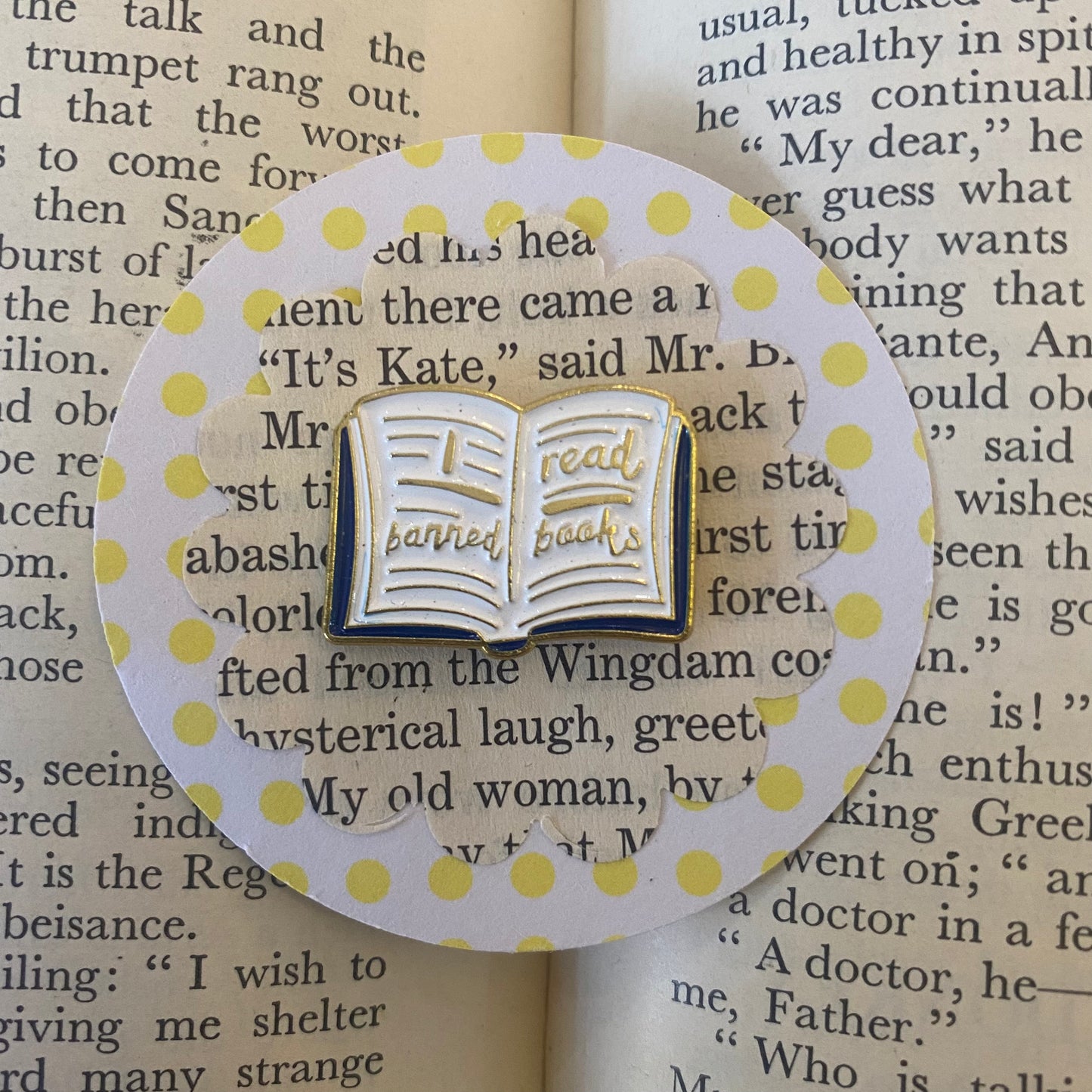 "I Read Banned Books" Pin Badge